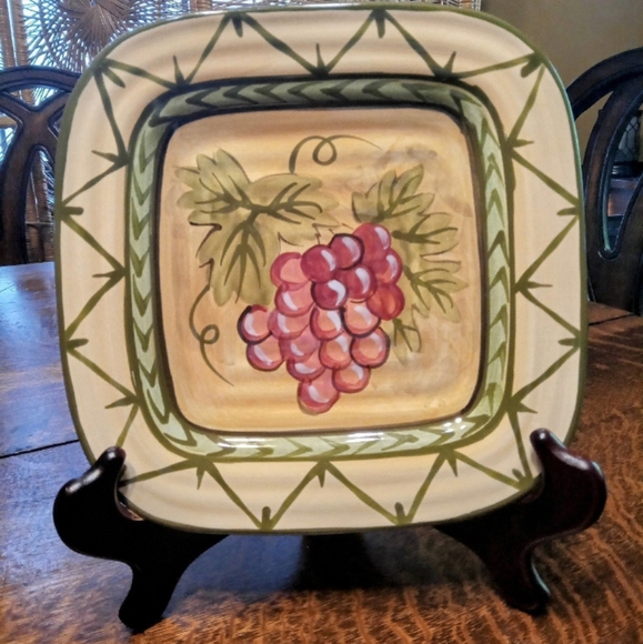 Culinary Arts Studio Collection 9" D Luncheon Plates - Picture 3 of 4